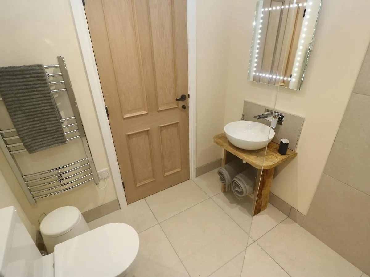 Vila The Stables Huddersfield